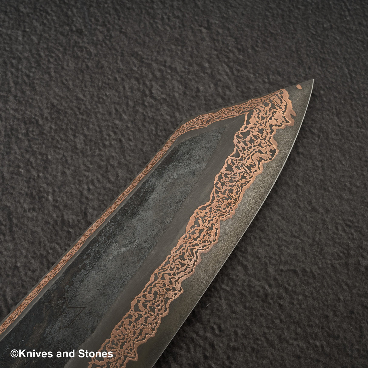 Hatsukokoro x Nigara Yorokobi SLD Copper Damascus Bunka 180mm Birch Handle