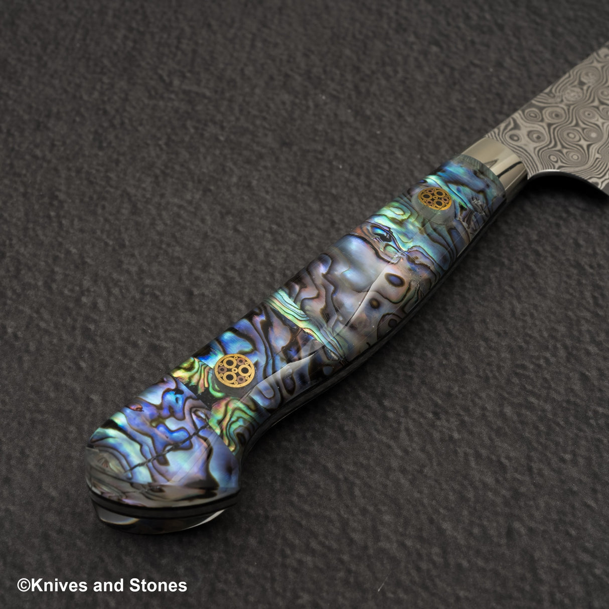 Nigara Anmon (暗紋) SG2 Raindrop Damascus Petty 150mm Mother-of-Pearl Inlay Handle